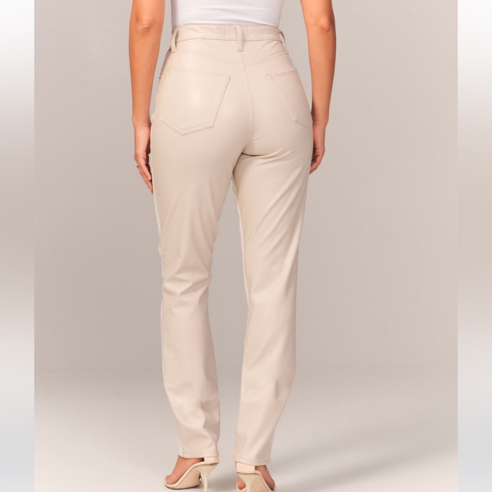 Vegan Leather Cream 90s Ultra High Rise straight leg jean